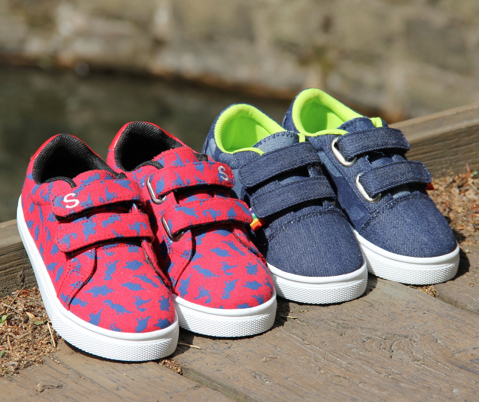 Boys Skyrocket summer canvas shoes in red and blue