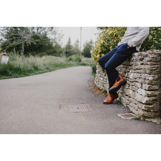 Effortless Style & Comfort: Cotswold Cirencester Chelsea Boots (Tan)