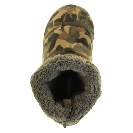 Camo slippers mens. Slipper boots with a camouflage army print textile upper. In khaki, brown, black and sand colours. With a firm black synthetic sole with grip to the base. Grey faux fur lining. Left foot vertically from a birdseye view to show the top and lining of the foot.