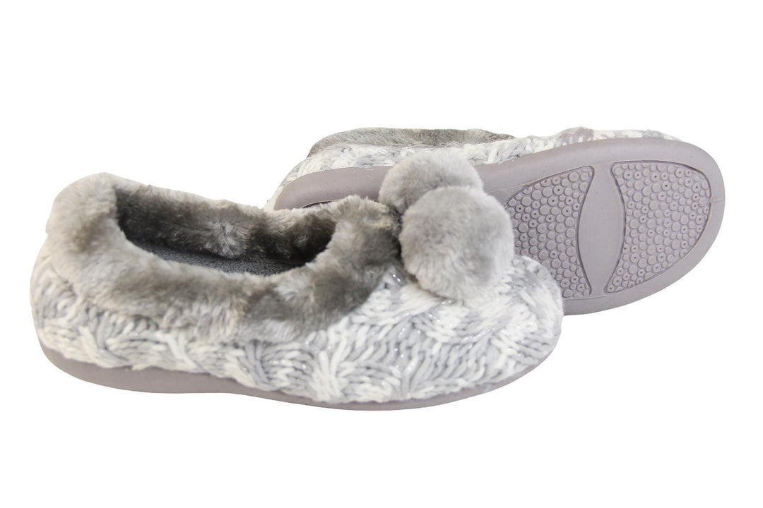 Ladies grey and white knit slippers with silver metallic thread, with faux fur trim and pom poms side view and sole
