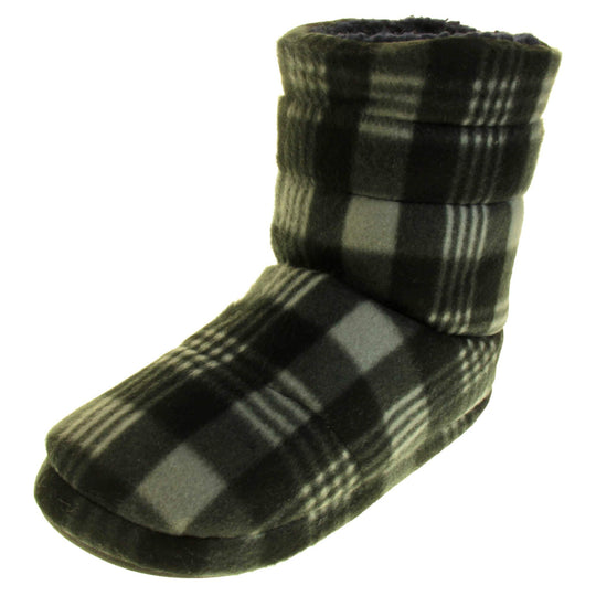 Mens grey slippers boots. Slipper boots with a soft grey fabric upper with black check. With a firm black synthetic sole with grip to the base. Black faux fur lining. Left foot at an angle.