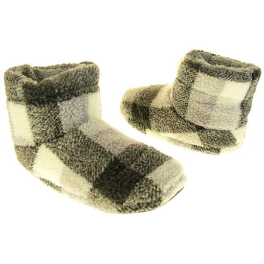Outdoor Slipper Boots. Soft fleecy upper in a grey and white plaid. Firm synthetic black sole and grey faux fur lining. Both feet from an angle, spaced apart and facing top to tail.
